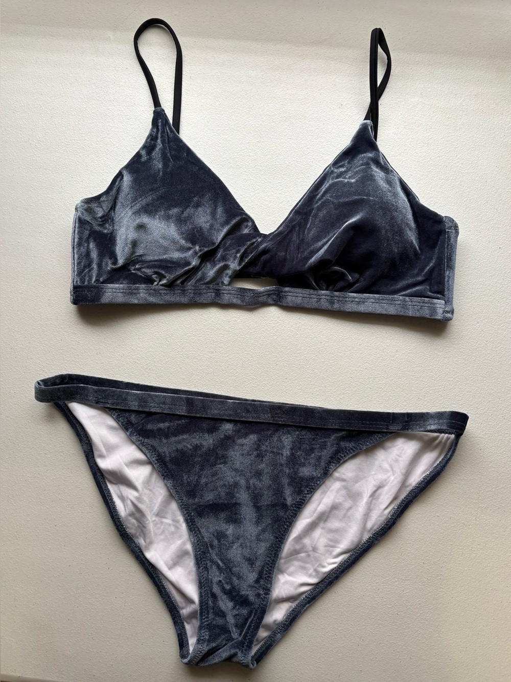Cupshe Women’s Blue Velvet Bikini Swim Size Large